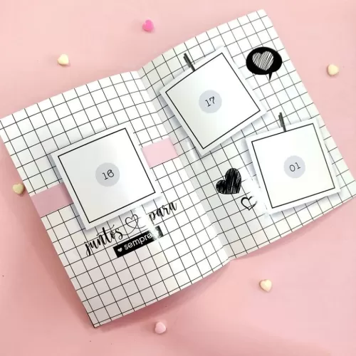 Álbum de Figurinhas Namorados 
