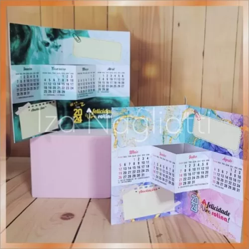4 Modelos De Calendário De Mesa | 3 Faces – Iza Nagliatti