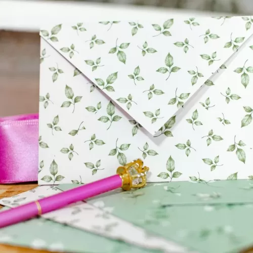 Combo 54 Arquivos – Capas Papéis de Carta Marca Páginas Cartela de Adesivos e Envelope – BICHO PAPEL