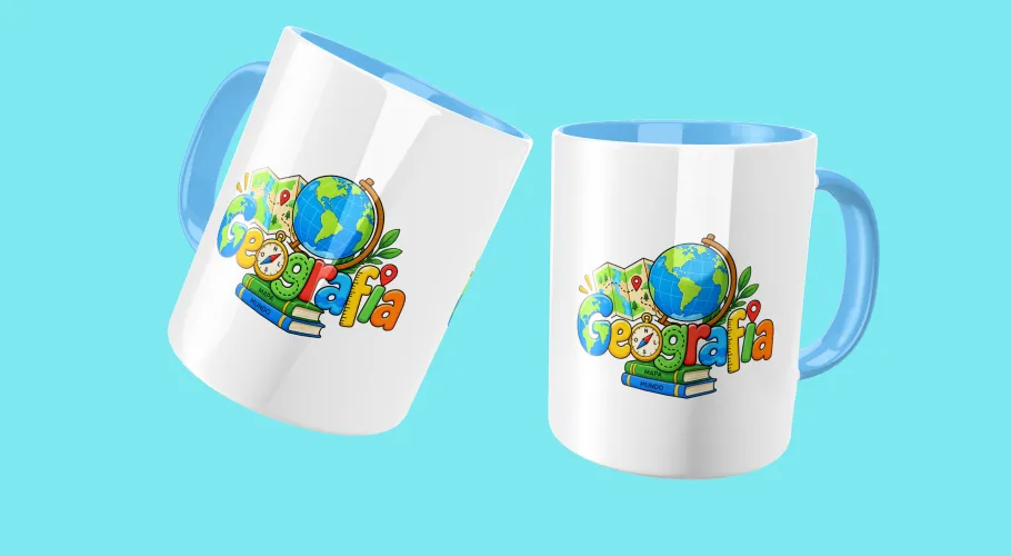 Caneca de Geografia mostrando mapas, bússola e símbolos geométricos, perfeita para mostrar paixão pela ciência que conecta o mundo.