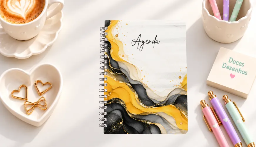 Agenda 2027 com capa em aquarela preta, dourada e cinza marmorizada