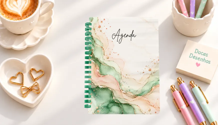 Agenda 2027 com capa em aquarela verde e rosé marmorizada