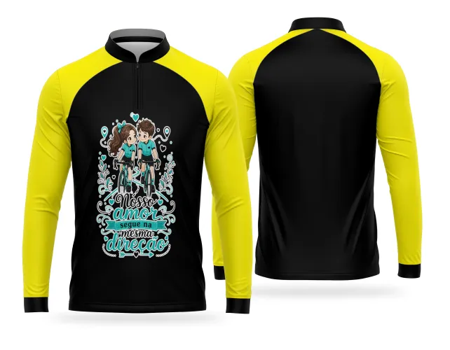 Camisa de bike com frase amor na mesma direção e arte de casal pedalando