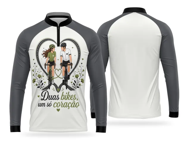 Camisa de ciclismo com casal pedalando e estampa romântica sobre duas bikes e um amor
