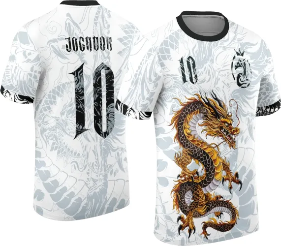 Camisa branca com dragão chinês dourado detalhado na frente, número 10 em preto visto na frente e costas; texto JOGADOR nas costas; detalhes pretos no colarinho e mangas; símbolo de dragão estilizado no peito direito.