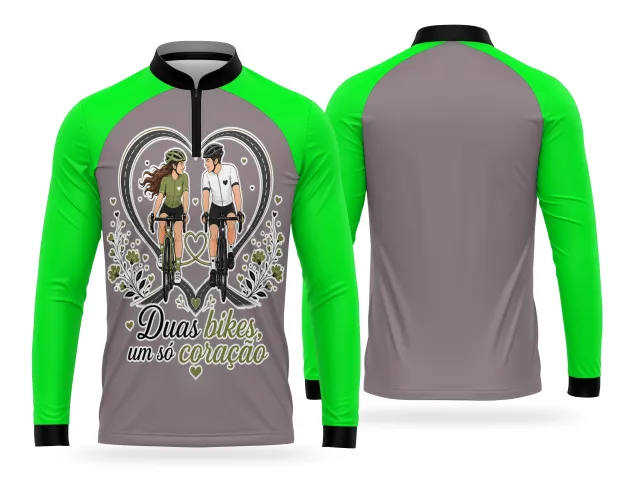 Camisa de bike com estampa de casal apaixonado em composição romântica