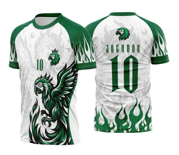 Camisa com logo no peito destacando a identidade e estampa grande nas costas com uma arara em chamas vibrantes, estilo marcante e cores intensas que capturam a atenção em ambientes de confraternização escolar.