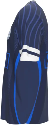 Mockup da camisa Deportivo Merlo 2026 azul marinho, frente e costas juntas