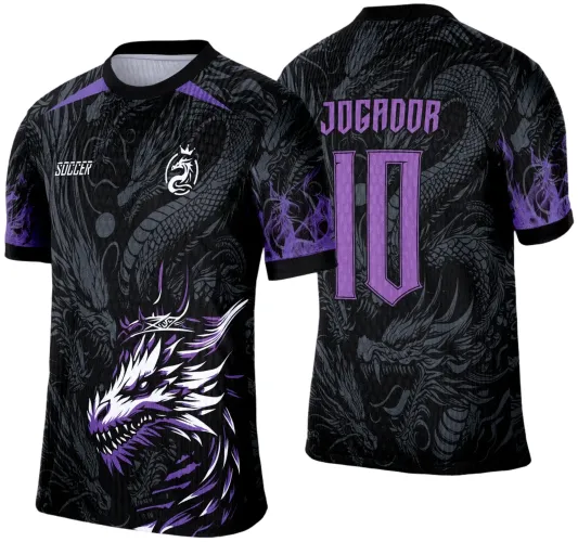 Camisa preta com dragão branco e roxo na frente, logo branco Soccer e escudo de dragão; costas com fundo escuro, número 10 roxo e nome JOGADOR na parte superior.