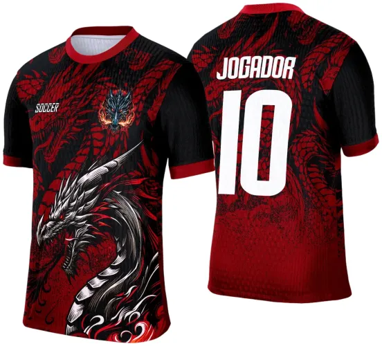 Camisa preta e vermelha com dragão branco em destaque na frente e figura de dragão com chamas, textos SOCCER na frente, JOGADOR e número 10 em branco nas costas, gola e punhos vermelhos.