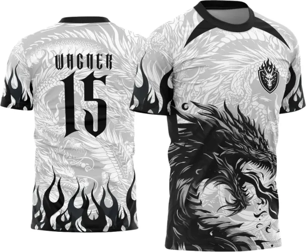 Camisa preta e branca com dragão em chamas na frente, escudo com cabeça de dragão, nome Vacner e número 15 nas costas, além de chamas pretas na parte inferior e mangas, destacando o tema de interclasse.