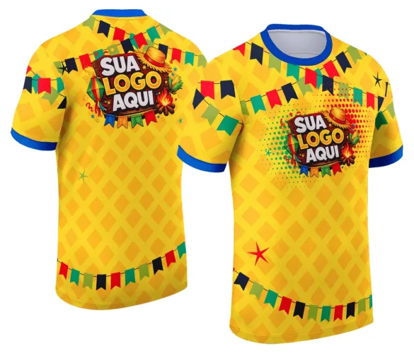 Camisa com logo no peito e estampa grande nas costas que traz elementos típicos da festa junina, com colorido vibrante, festa e tradição refletidas no design alegre e cheio de estilo.