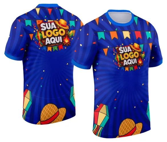 Camisa com logo no peito e estampa grande nas costas, destacando cores vibrantes e elementos típicos da festa junina que transmitem o clima alegre do arraiá.