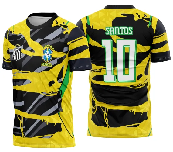 Camisa de futebol com logo no peito e estampa grande nas costas, exibindo cores e símbolos que representam a paixão da torcida do Brasil na Copa do Mundo.
