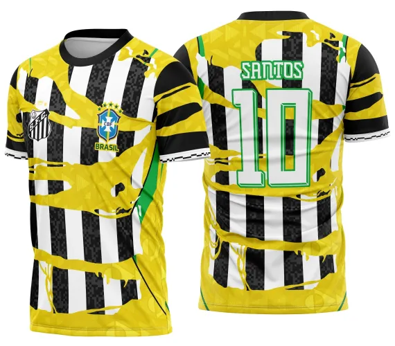 Camisa de futebol com logo no peito e estampa grande nas costas, exibindo cores vibrantes e design que celebra a paixão da torcida brasileira em jogos importantes.