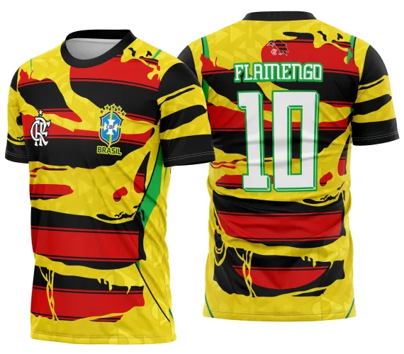 Foto de camisa futebol Rubro-Negra com logo no peito e estampa grande nas costas destacando as cores vibrantes e design moderno inspirado na Copa Brasil.
