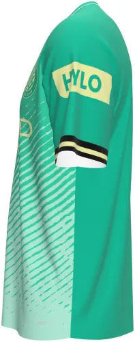 Camisa terceiro uniforme do Girona FC 2026 - 2027 verde com degradê e riscos, frente e costas