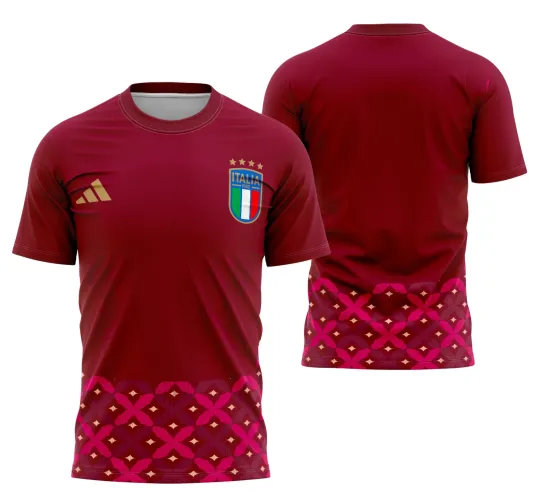 Camisa bordô de goleiro com escudo da Itália e quatro estrelas douradas na frente, logo dourado Adidas no peito esquerdo e estampa geométrica vermelha na parte inferior da frente e costas.