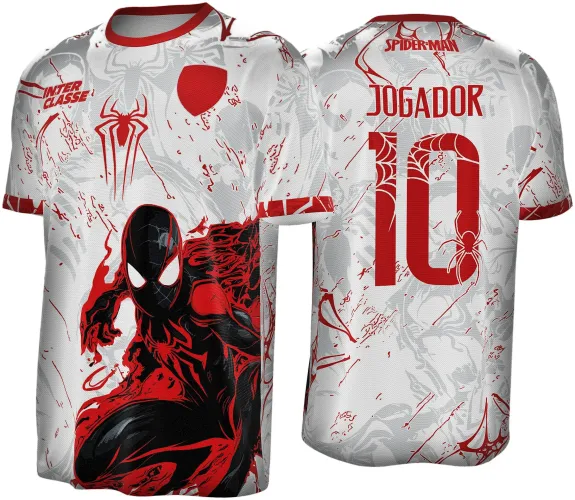 Camisa branca com detalhes vermelhos e cinza, figura do Homem-Aranha em pose agachada na frente, texto INTER CLASSE no peito e escudo vermelho. Costas com SPIDER-MAN, JOGADOR e número 10 em vermelho com teia de aranha.