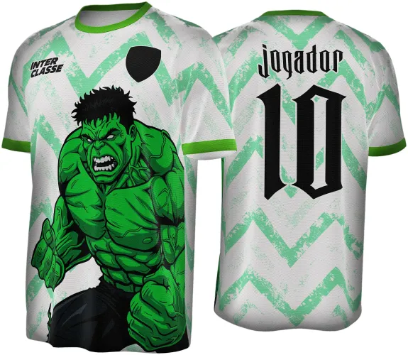 Camisa com estampa do Hulk verde em pose agressiva na frente, fundo branco com padrão zigue-zague verde claro, detalhes verdes nas mangas e gola, texto 'INTER CLASSE'; costas com número 10 grande e palavra 'jogador' em preto.