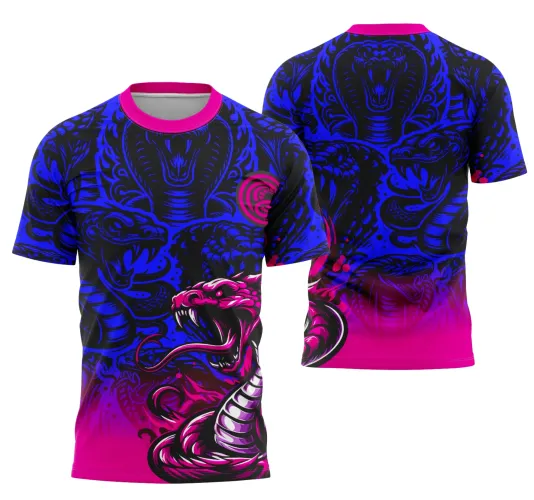 Camisa com estampa de cobra rosa agressiva na frente e várias cobras negras em azul nas costas, com fundo preto e degradê rosa, gola em rosa vibrante, textos JOGADOR, INTER CLASSE e TERCEIRÃO nas costas
