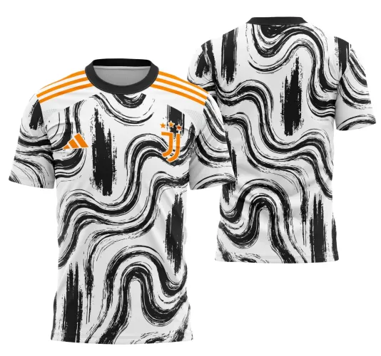 Camisa branca com padrão abstrato em preto, gola preta, ombros com três listras laranjas, escudo laranja com letras JJ e estrelas na frente; costas com ondulações pretas sem texto.