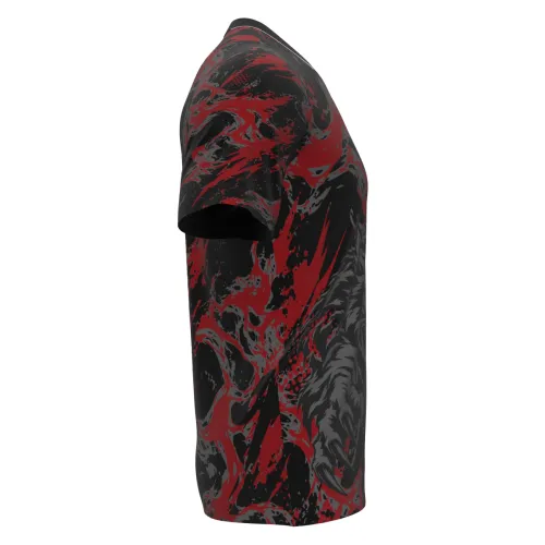 Camisa estampada por inteiro com fundo preto e vermelho em efeito marmorizado, lobo selvagem em destaque na frente, escudo Interclasse no peito e nome personalizado nas costas.