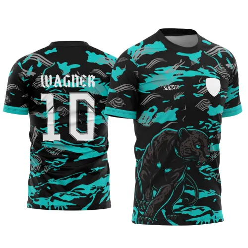 Camisa preta com arte camuflada verde água e cinza, frente com pantera preta em ataque e escudo branco, costas com nome WAGNER e número 10 em branco destacando o estilo Interclasse.