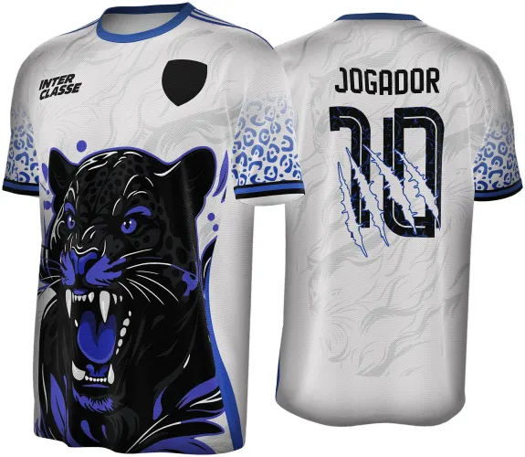 Camisa branca com mangas em degradê azul, grande pantera negra com boca aberta na frente, escudo preto e texto INTER CLASSE. Nas costas número 10 preto com marcas de garras azuis e texto JOGADOR sobre fundo com estampa cinza da pantera.