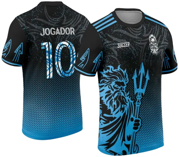 Camisa preta com degradê azul e pontos, frente com figura do Poseidon segurando tridente, texto 'SOCCER' e mascote cabeça; costas com número 10 azul e branco, texto JOGADOR e mangas com tridentes azuis.