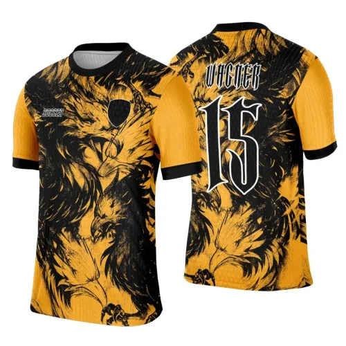 Camisa com logo no peito destacando o símbolo da Fênix, estampada com uma grande arte nas costas representando o renascimento e força, em estilo vibrante e moderno para o evento interclasse escolar.