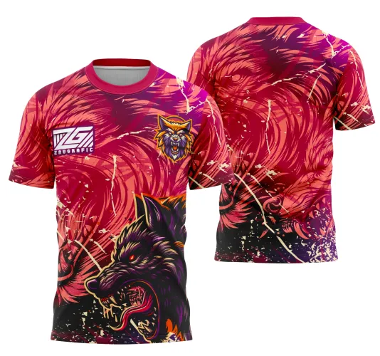 Foto da camisa com logo no peito destacado e estampa grande nas costas mostrando um lobo estilizado em cores vibrantes, ideal para eventos escolares interclasses.