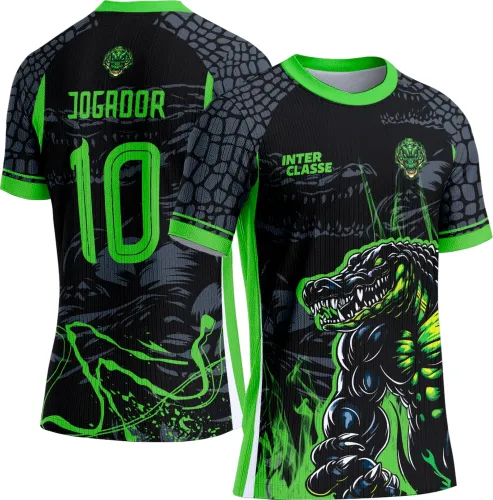 Camisa preta com detalhes em verde, presenta jacaré musculoso na frente e pequenos elementos de escamas nas mangas. Na parte traseira, nome JOGADOR e número 10 em verde, com rosto de jacaré acima. Textos INTER CLASSE na frente.