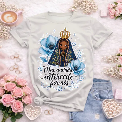 Arte camisa cristã com Nossa Senhora e frase intercede por nós