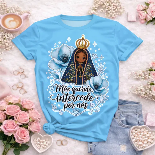 Arte camisa religiosa com Nossa Senhora e frase mãe querida em design delicado