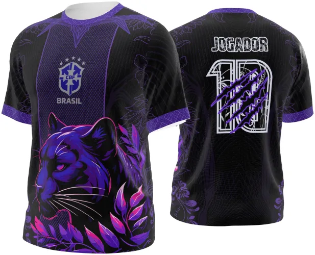 Camisa preta com estampa frontal de pantera negra em roxo neon e rosa, escudo CBF Brasil cinza, mangas com barra roxa, costas com nome JOGADOR e número 10 branco com marcas de garras roxas.