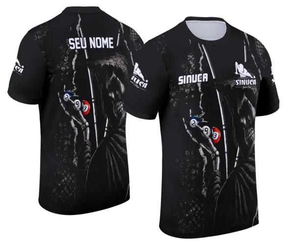 Imagem da camisa personalizada com logo no peito discreto e estampa grande nas costas destacando elementos do sinuca e bilhar, perfeita para fãs do esporte que desejam estilo e atitude.
