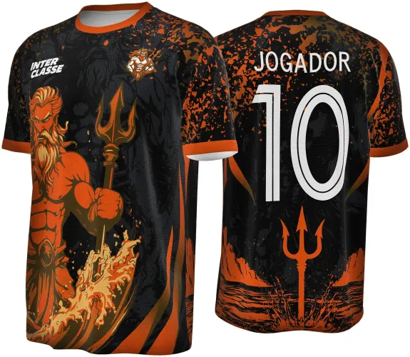 Camisa preta com detalhes em laranja e marrom mostrando Poseidon segurando tridente na frente com textos INTER CLASSE e escudo pequeno, nas costas texto JOGADOR, número 10 grande branco e tridente em laranja ao fundo.