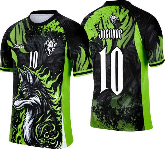 Camisa preta com verde nas laterais e detalhes verdes, rosto de raposa negra com chamas na frente, número 10 branco e textos SOCCER e JOGADOR na frente e costas.