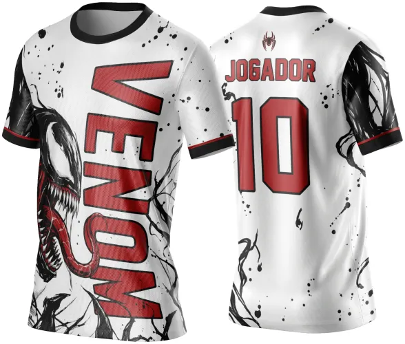 Camisa branca com estampa do Venom na frente em cores preto, branco e vermelho, nome Venom em vermelho vertical, costas com texto JOGADOR e número 10 em vermelho, detalhes pretos e manchas que lembram tinta.