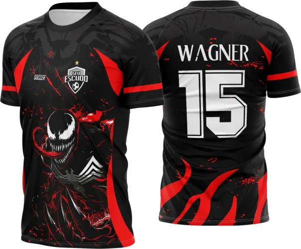 Camisa preta com vermelho, frente mostra o personagem Venom com língua vermelha e escudo 'SEU ESCUDO', costas têm nome WAGNER e número 15 em branco, detalhes vermelhos formando chamas e faixas vermelhas nas mangas.