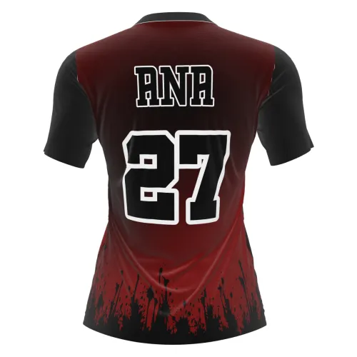 Camisa de vôlei feminina com design vinho e preto, mangas e gola escuras, detalhes modernos em preto na barra, número grande na frente e nas costas, e símbolo estilizado de vôlei no peito.