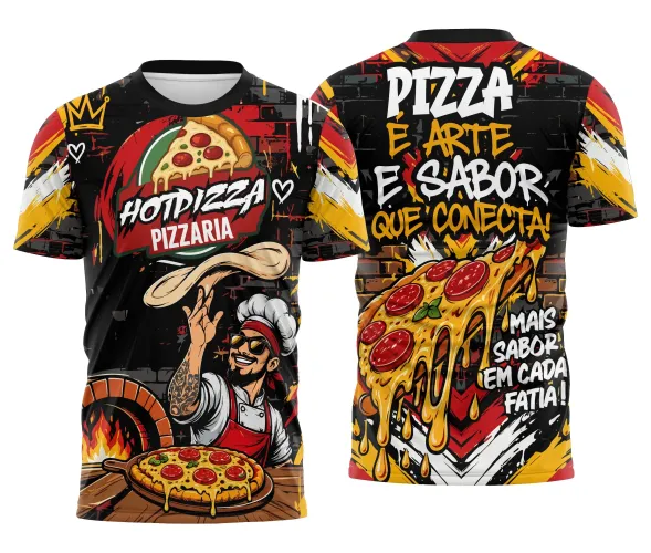Foto da camisa com logo no peito detalhado e estampa grande nas costas mostrando um pizzaiolo tatuado em grafite amarelo, estilo urbano e moderno.