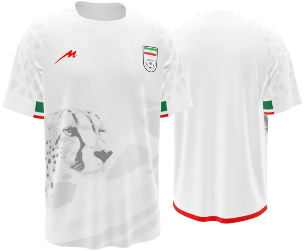 Camisa titular do Irã 2026 branca com uma chita desenhada em cinza, frente e costas