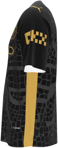 Camisa conceito do Manchester City 2026 preta com uma abelha grande em mosaico, frente e costas