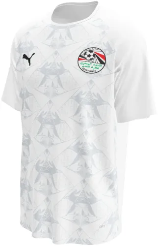 Camisa visitante do Egito 2026 branca com losangos de figuras faraônicas, frente e costas