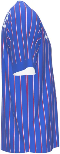 Camisa de pré-jogo da França 2026 azul com listras finas vermelhas e brancas, frente e costas