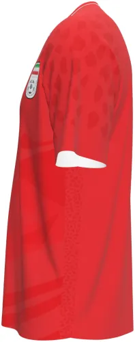 Camisa visitante do Irã 2026 vermelha com uma chita desenhada tom sobre tom, frente e costas