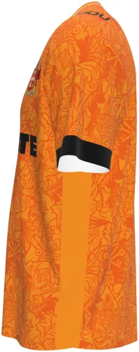 Camisa titular do Wolverhampton 2026 - 2027 laranja com ornamento floral tom sobre tom, frente e costas