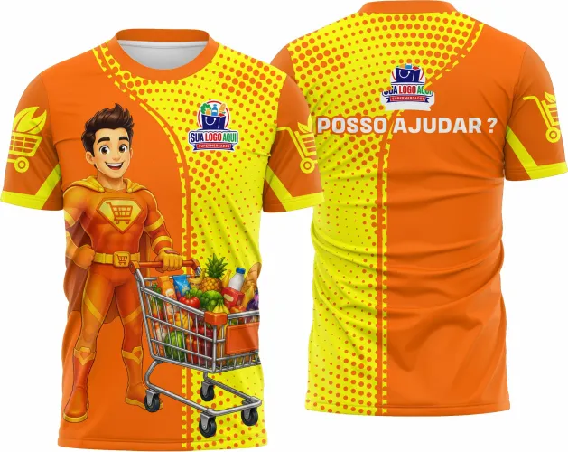 Camisa com logo no peito e uma estampa grande nas costas destacando cores vibrantes que representam um ambiente de supermercado, ideal para equipes que buscam identidade e estilo no uniforme diário.